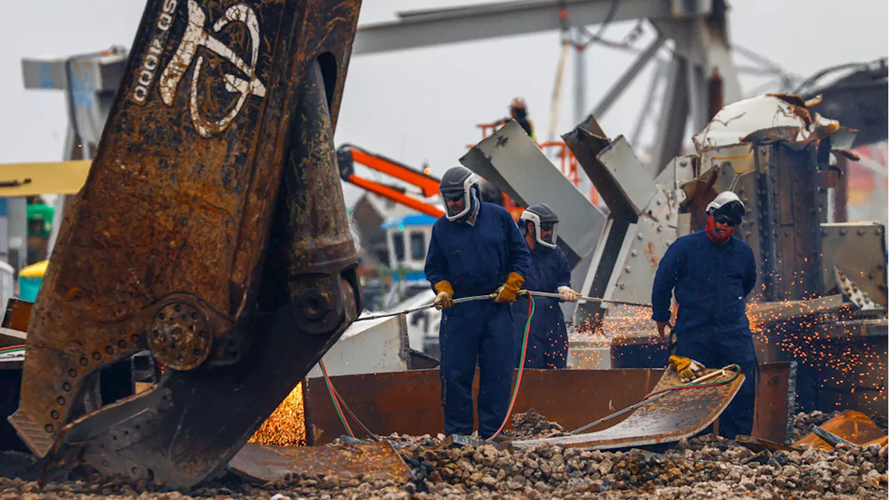 Salvage crews race against clock to remove massive chunks of fallen Baltimore bridge