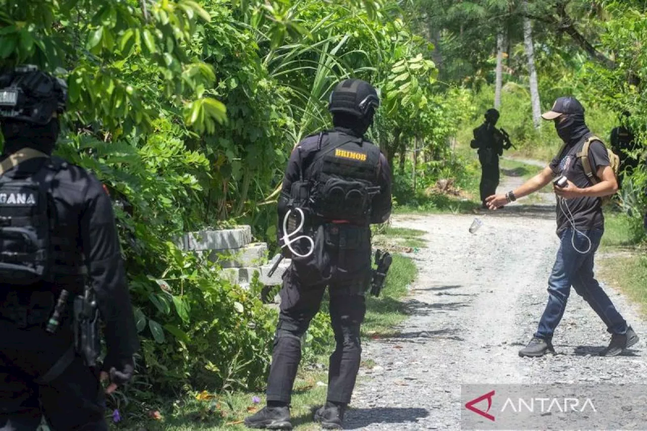 Polisi geledah rumah terduga anggota Jamaah Islamiyah di Sulteng