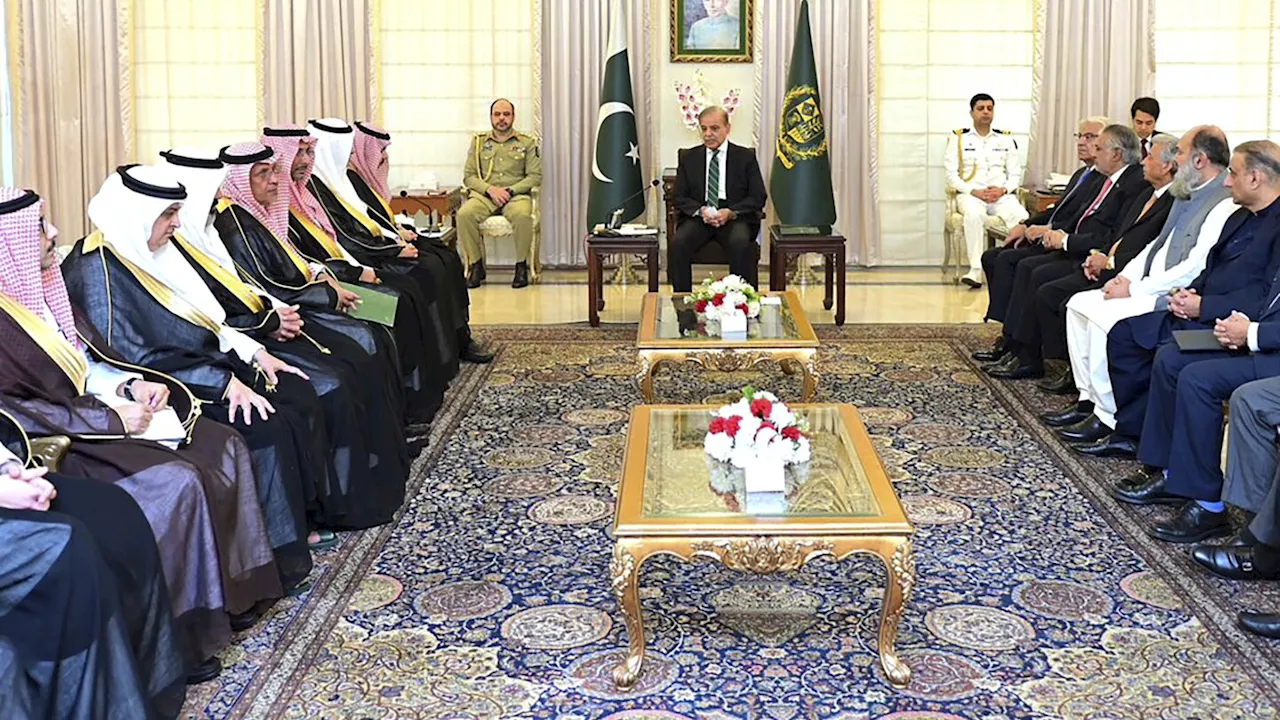 Pakistan's premier calls for closer cooperation with Saudi Arabia to enhance investment in Pakistan