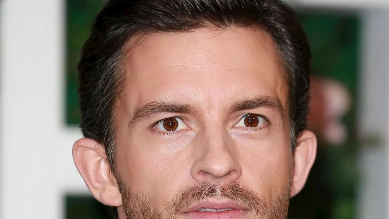 'Jurassic World 4': Ist 'Bridgerton'-Star Jonathan Bailey dabei?