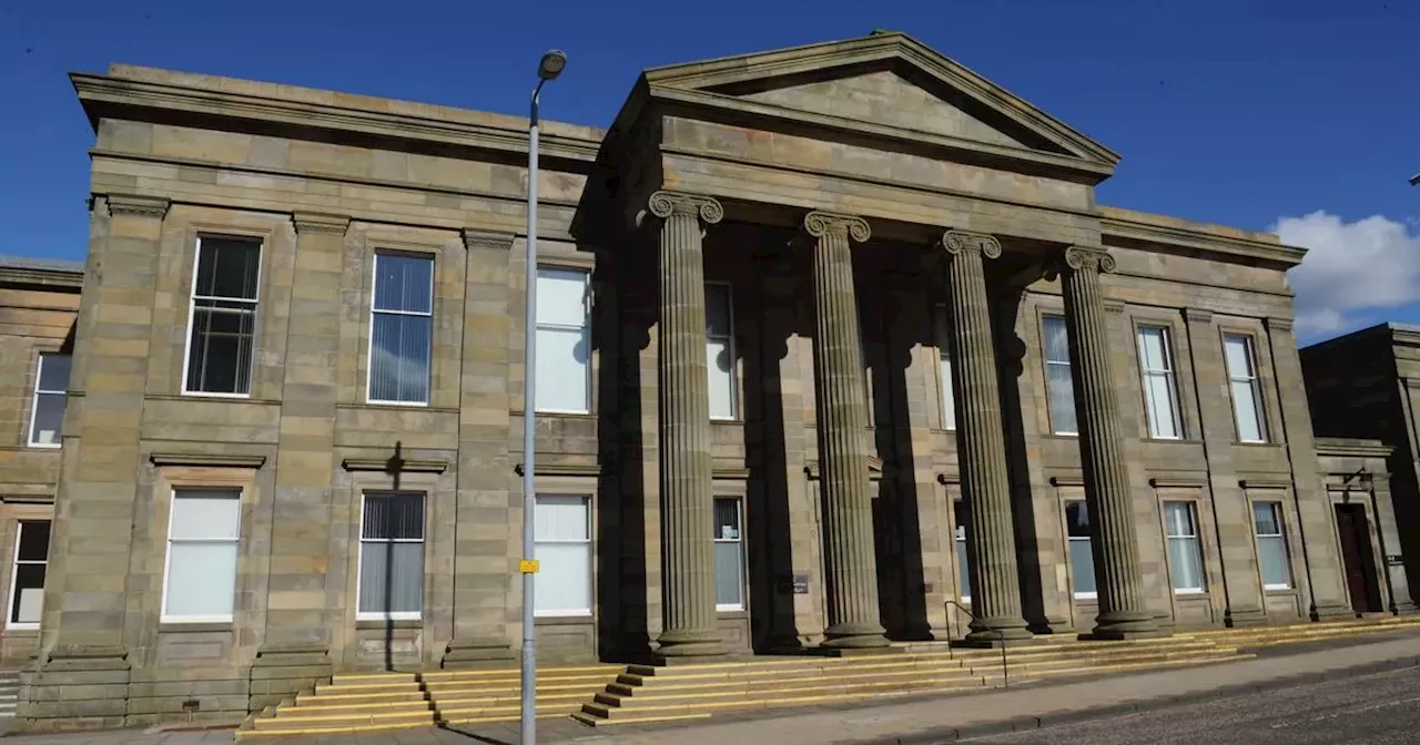 Man jailed for 14 months after cannabis factory discovered in Larkhall