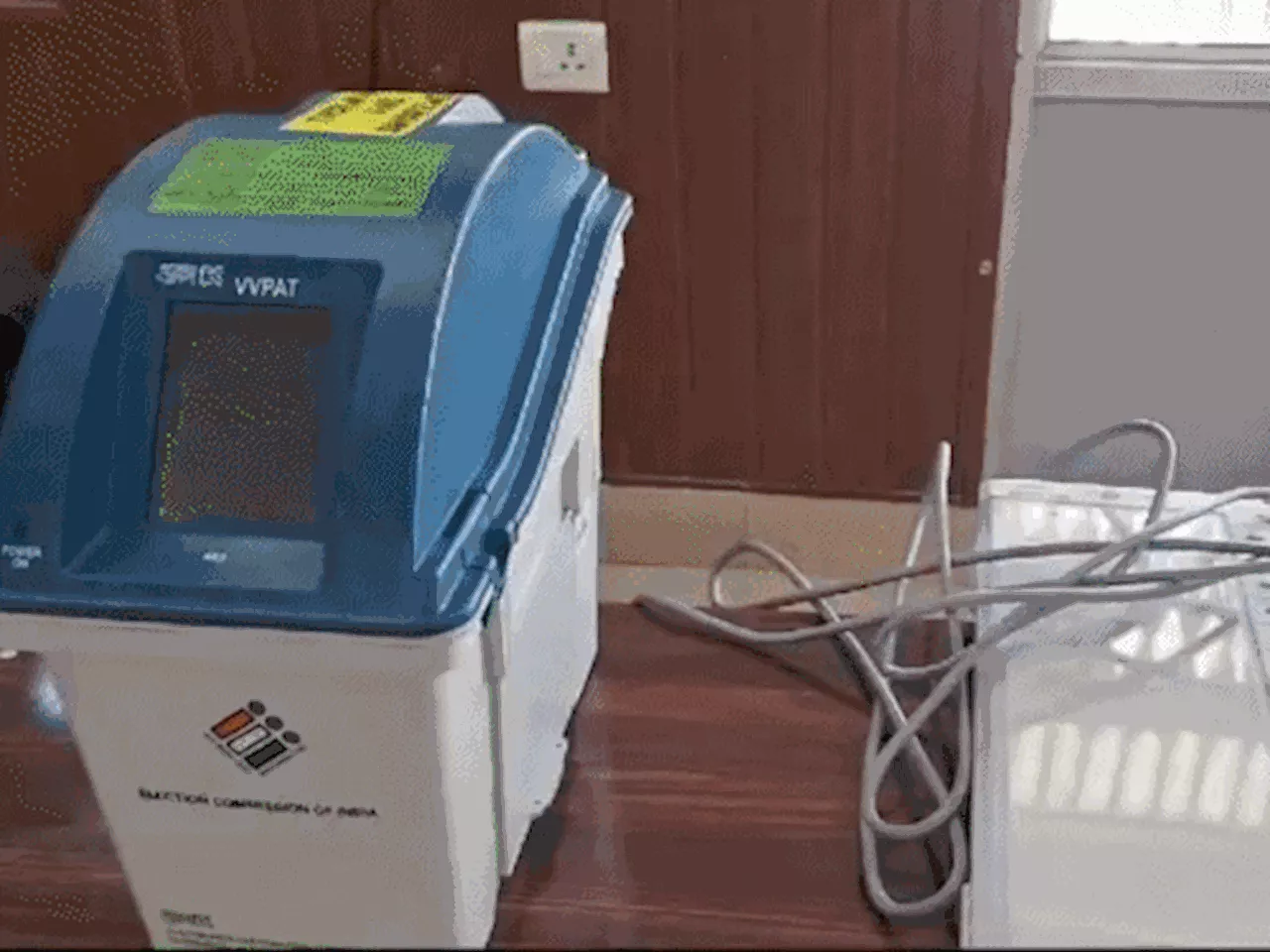 VVPAT वेरिफिकेशन केस की सुनवाई आज: EVM वोटों से 100% क्रॉस चेकिंग की मांग; सुप्रीम कोर्ट ने 1 अप्रैल को EC ...