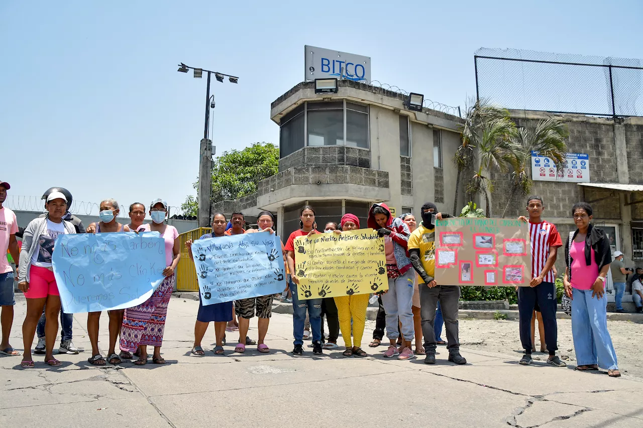 Habitantes de Villanueva advierten de afectaciones por polvillo de carbón