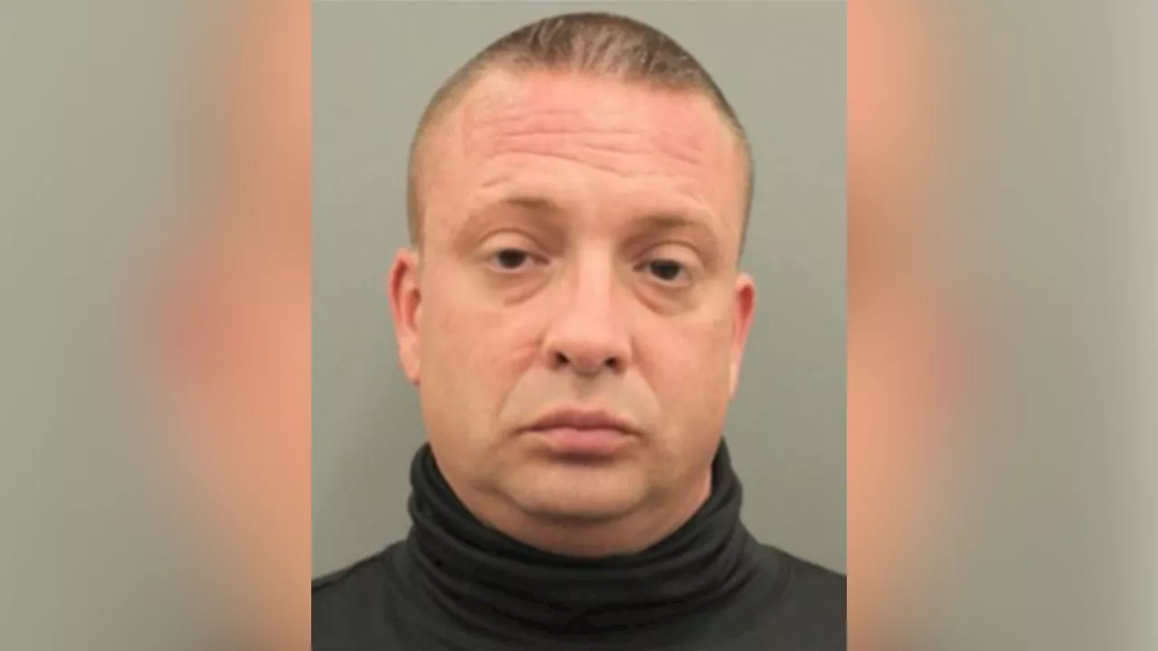 Houston man arrested for impersonating police officer after attempting to pull over real deputies