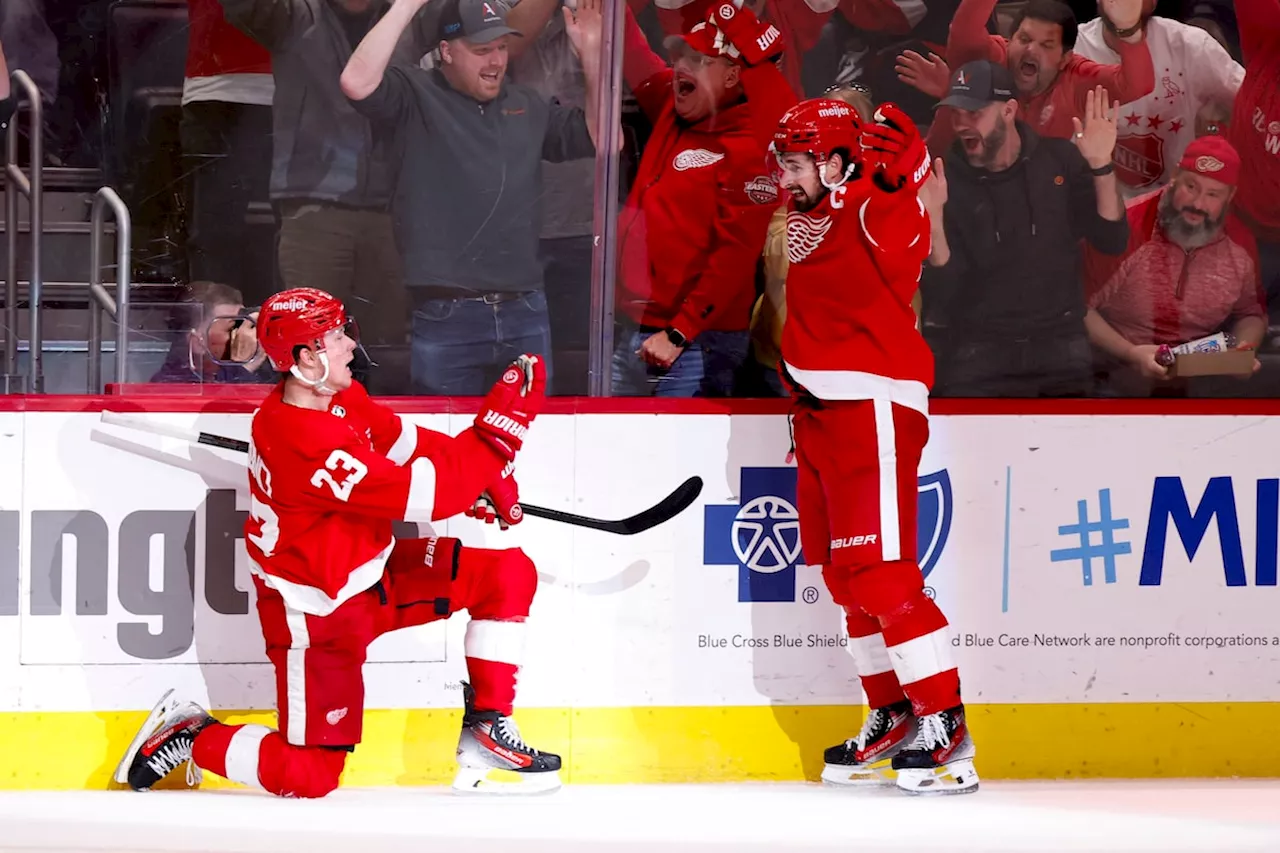 Raymond scores in OT as Red Wings clip Canadiens 5-4 to keep playoff hopes alive