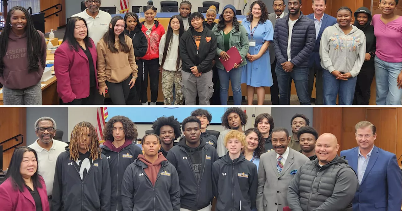 County supes honor Oakland High School girls, Oakland Tech boys basketball teams for state championships