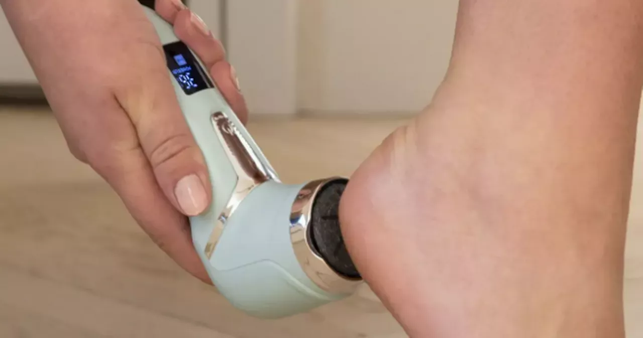 Amazons £22 gadget hailed 'game changer' for getting perfect summer sandals feet