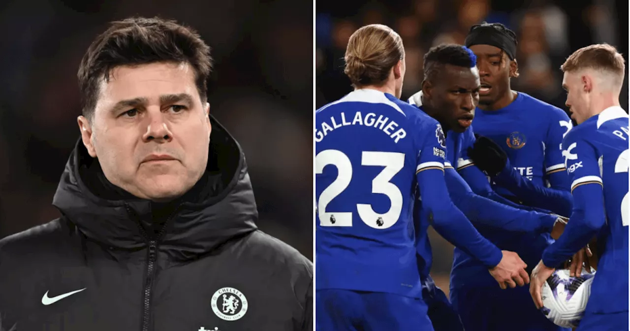 Mauricio Pochettino reacts to Chelsea players fighting over Everton penalty