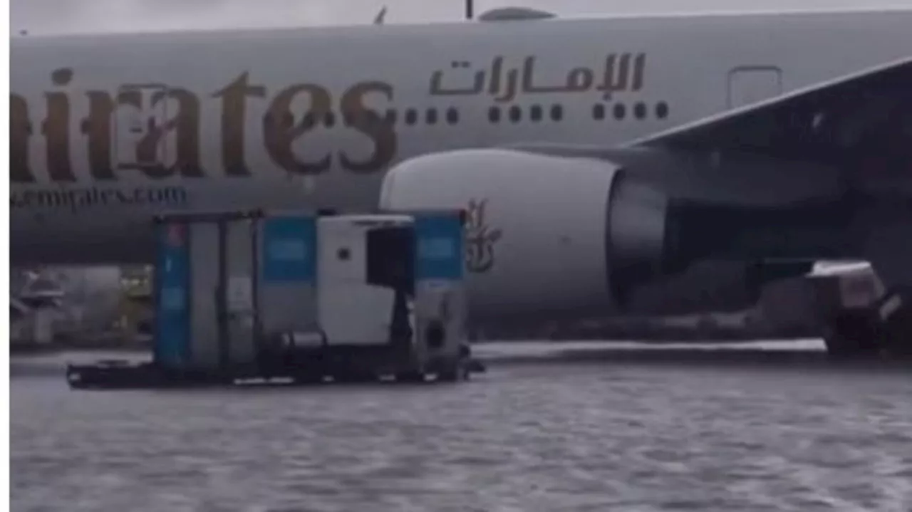 Entire city flooded as planes turn into boats