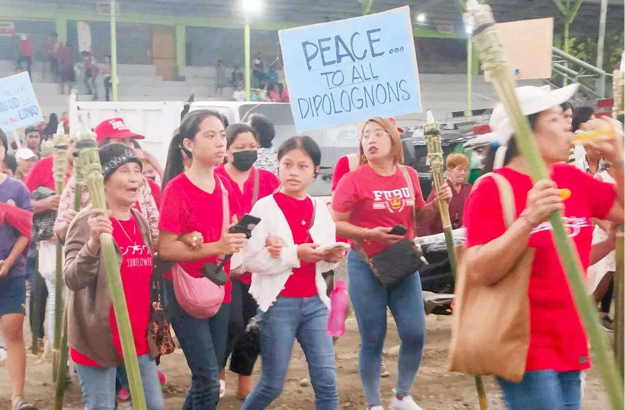 Dipolognons hold torch procession, prayer rally against criminality