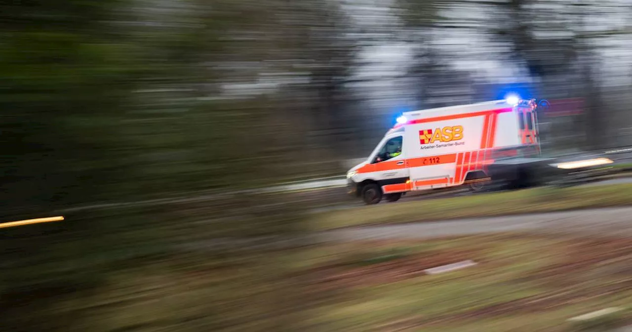 Sauerland: Frontalzusammenstoß, sechs Verletzte bei Verkehrsunfall