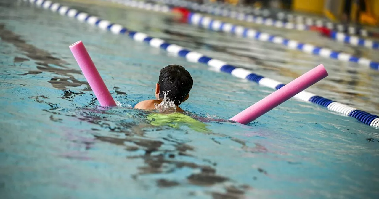 Schwimmen lernen: Wann ist das Kind reif für den Schwimmkurs?​