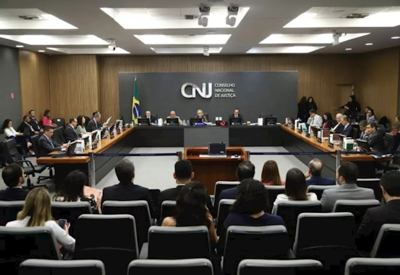 CNJ decidirá nesta terça (16) se mantém afastamento de juíza da Lava Jato