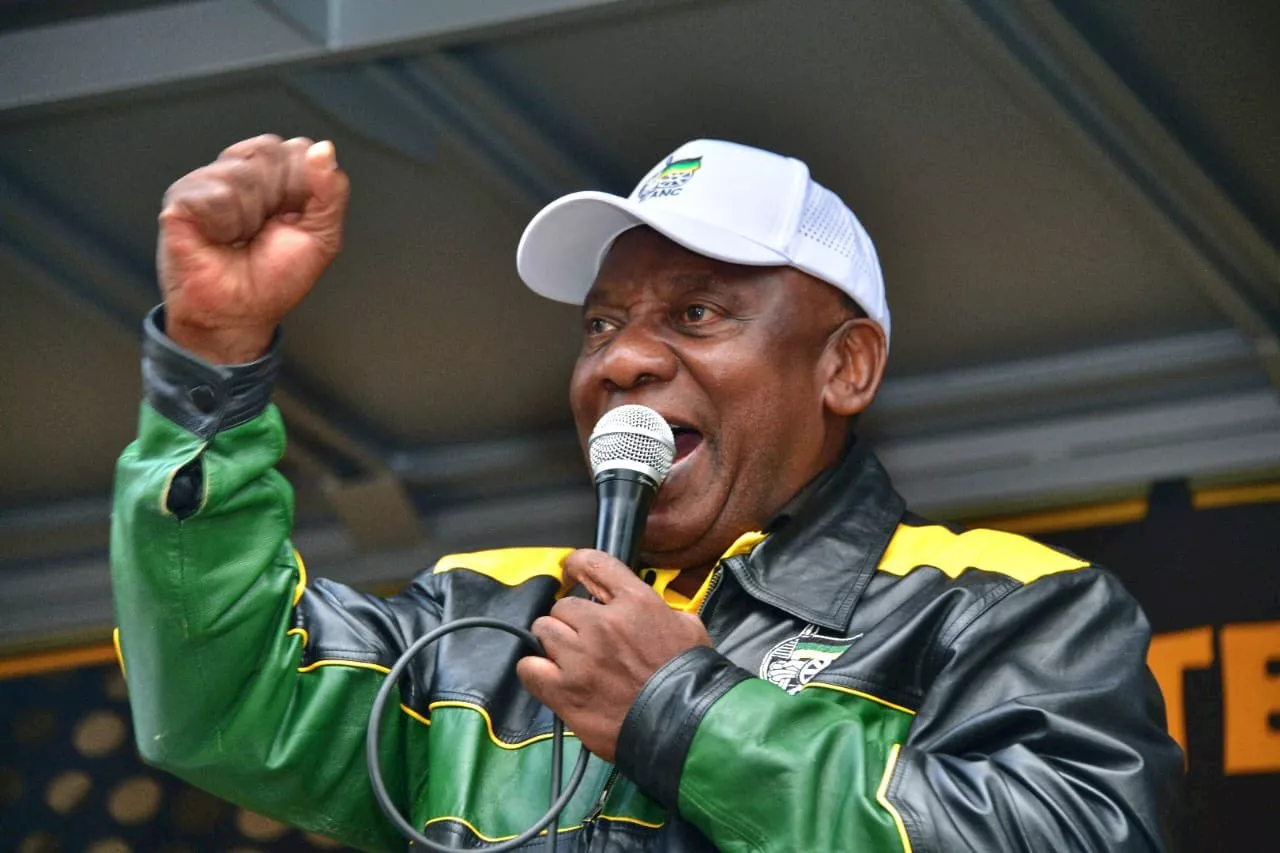 WATCH: Mixed reaction as Ramaphosa tells unemployed woman to ‘keep searching’ for job