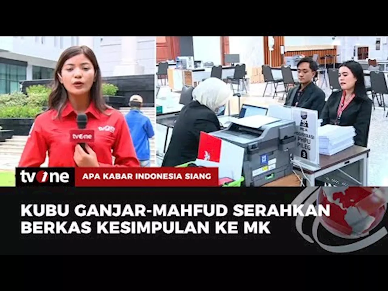 Tim TPN Ganjar-Mahfud Serahkan Berkas Kesimpulan Ke MK