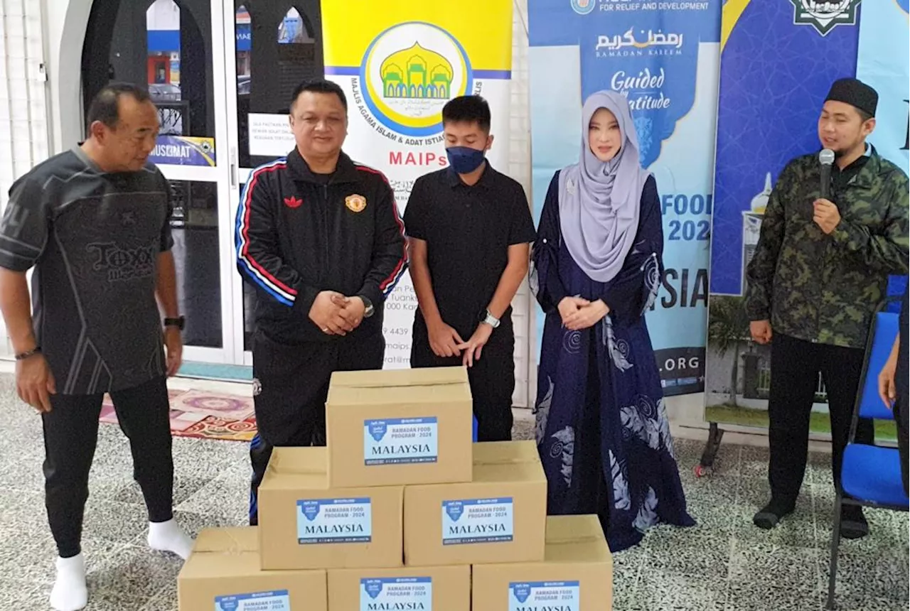 300 pek makanan untuk asnaf dan golongan memerlukan di Perlis