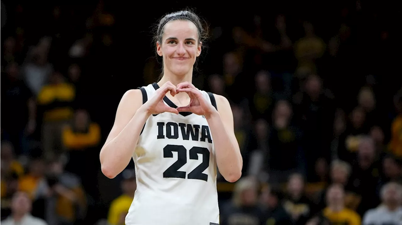 Indiana Fever select Caitlin Clark with No. 1 pick in 2024 WNBA Draft