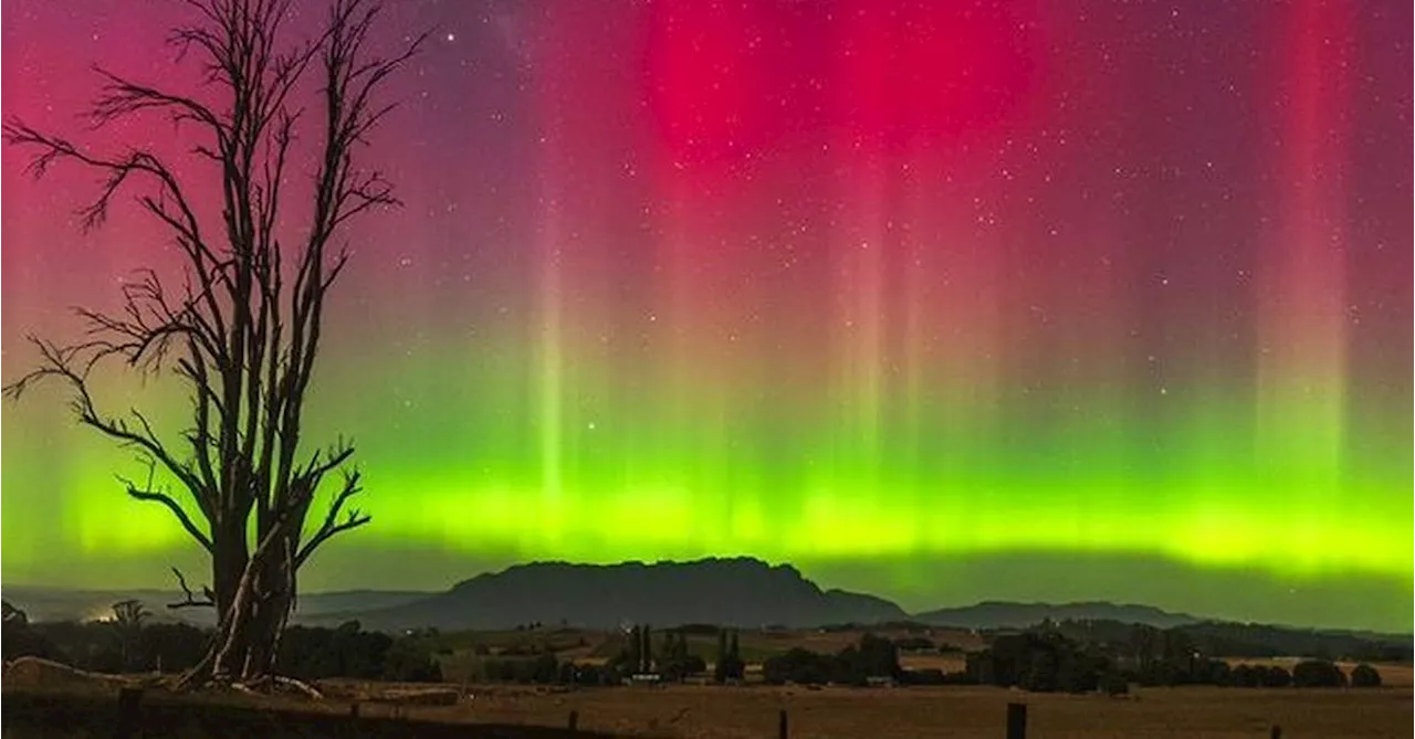 Perfect conditions create stunning Auroras over Tasmania