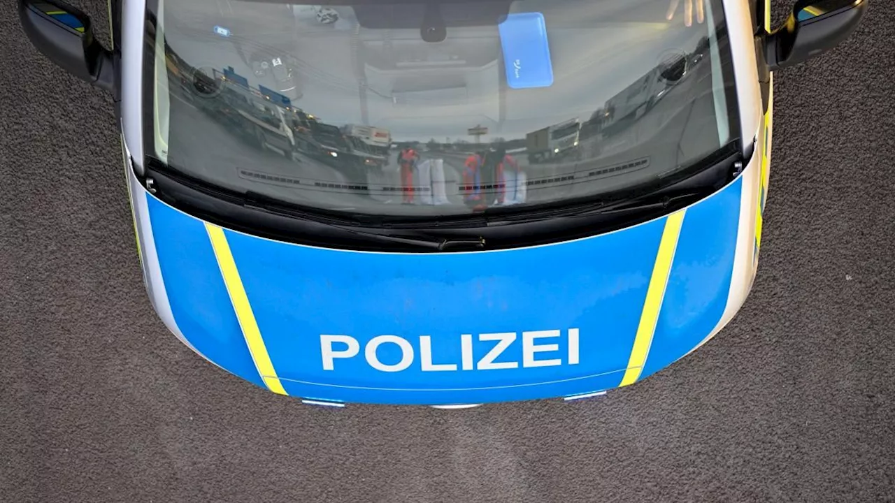 32-Jähriger nach Sturz durch Baugerüst schwer verletzt