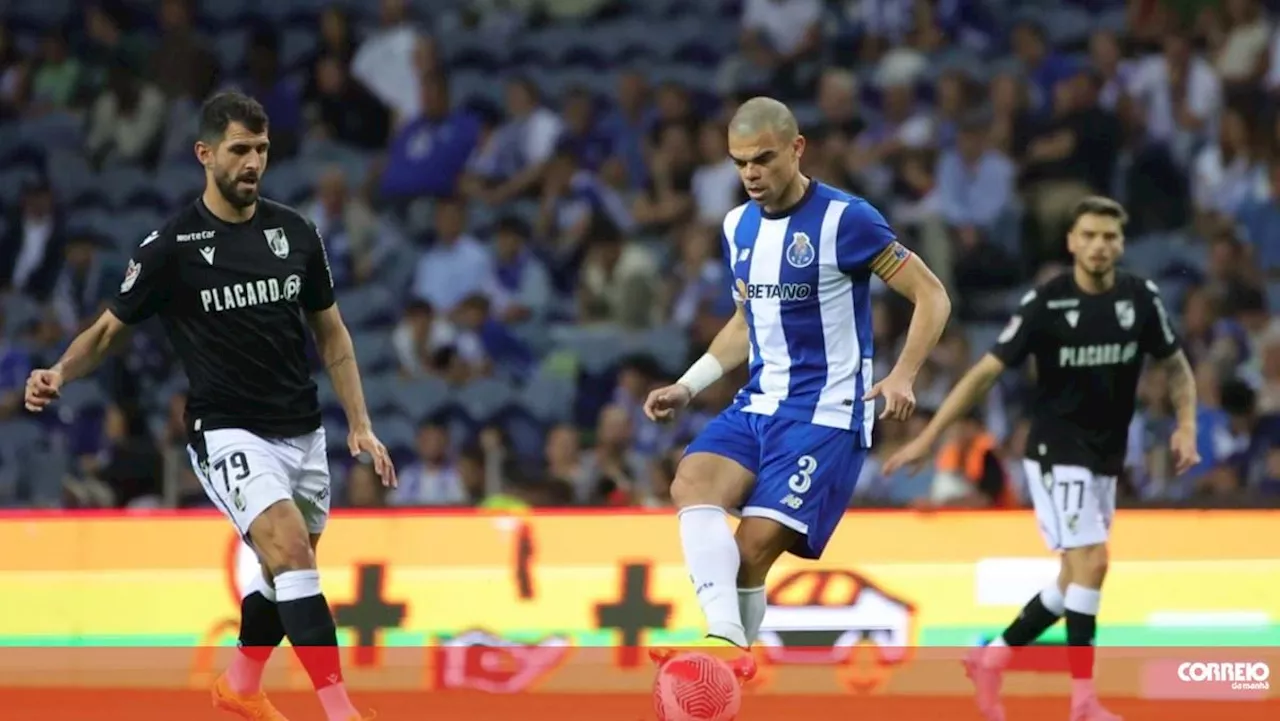 FC Porto 2-1 V. Guimarães | Recomeça o encontro no 'Dragão'