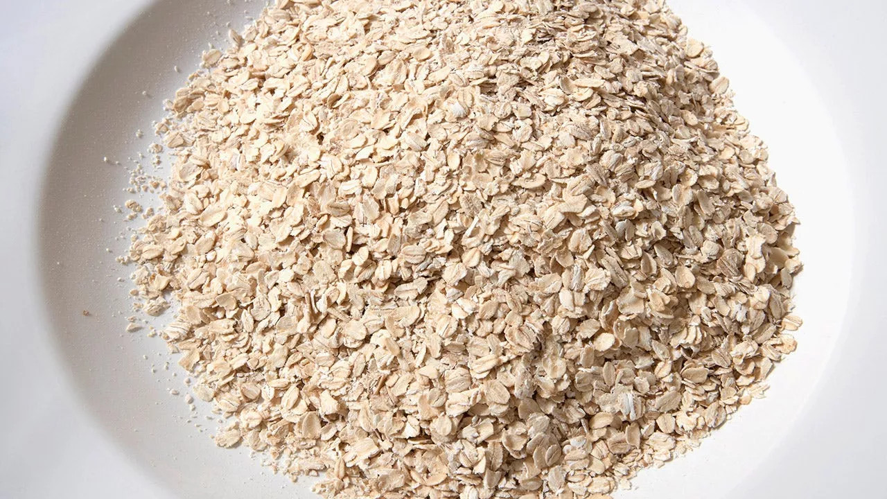 TikTok Users Blend Oats and Lime Juice for Weight Loss