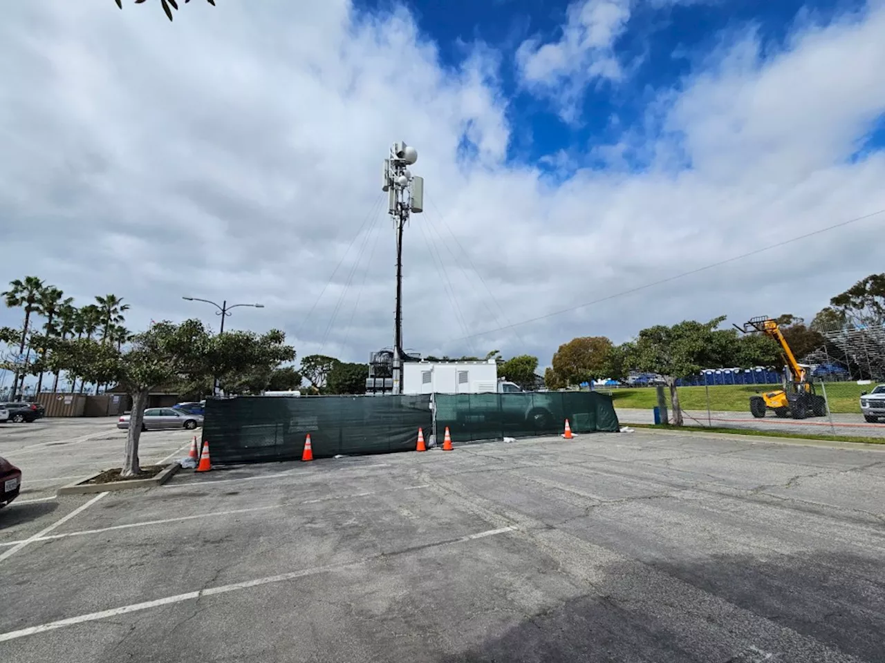 Grand Prix of Long Beach, AT&T team up to boost network coverage with portable cell tower