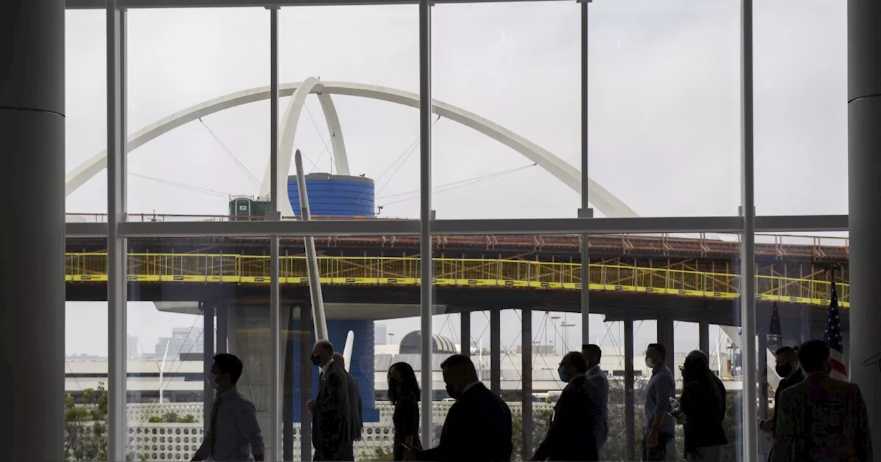 LAX People Mover Delay