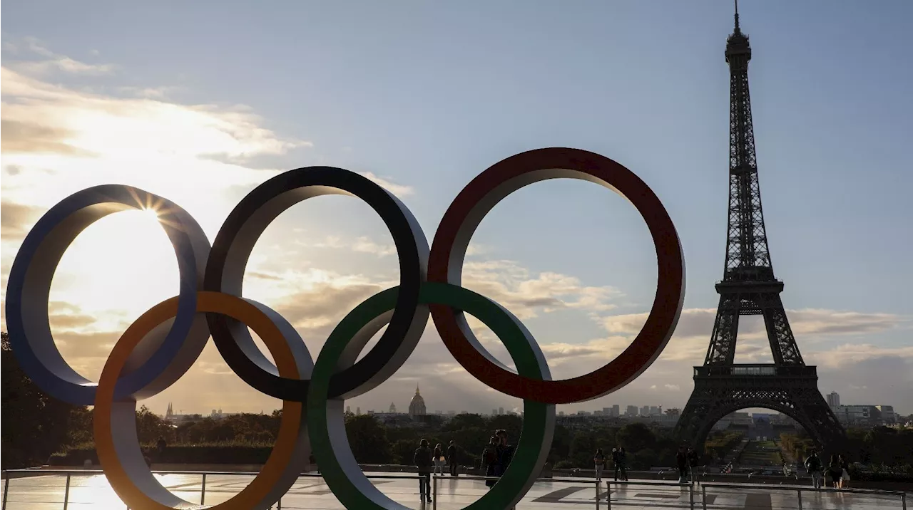 Evacuation du plus grand squat de France au sud de Paris, avant les JO 2024