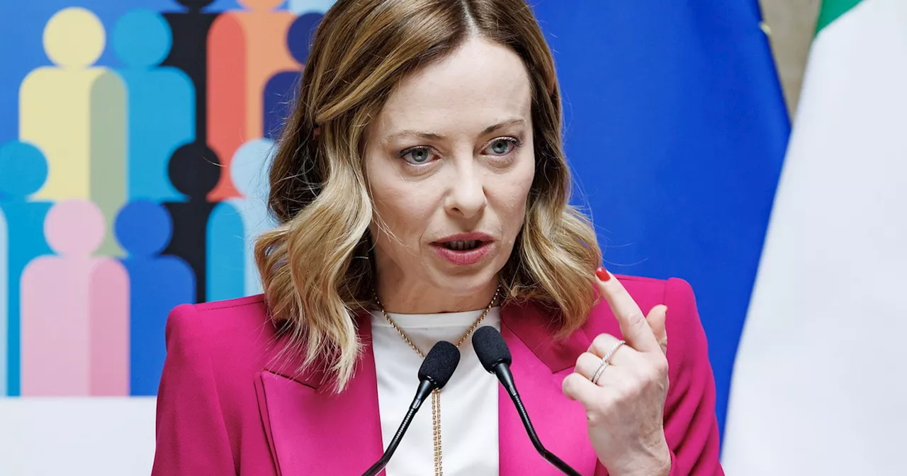 Giorgia Meloni durissima col ministro spagnolo: &#034;Quando si è ignoranti non si danno lezioni&#034;