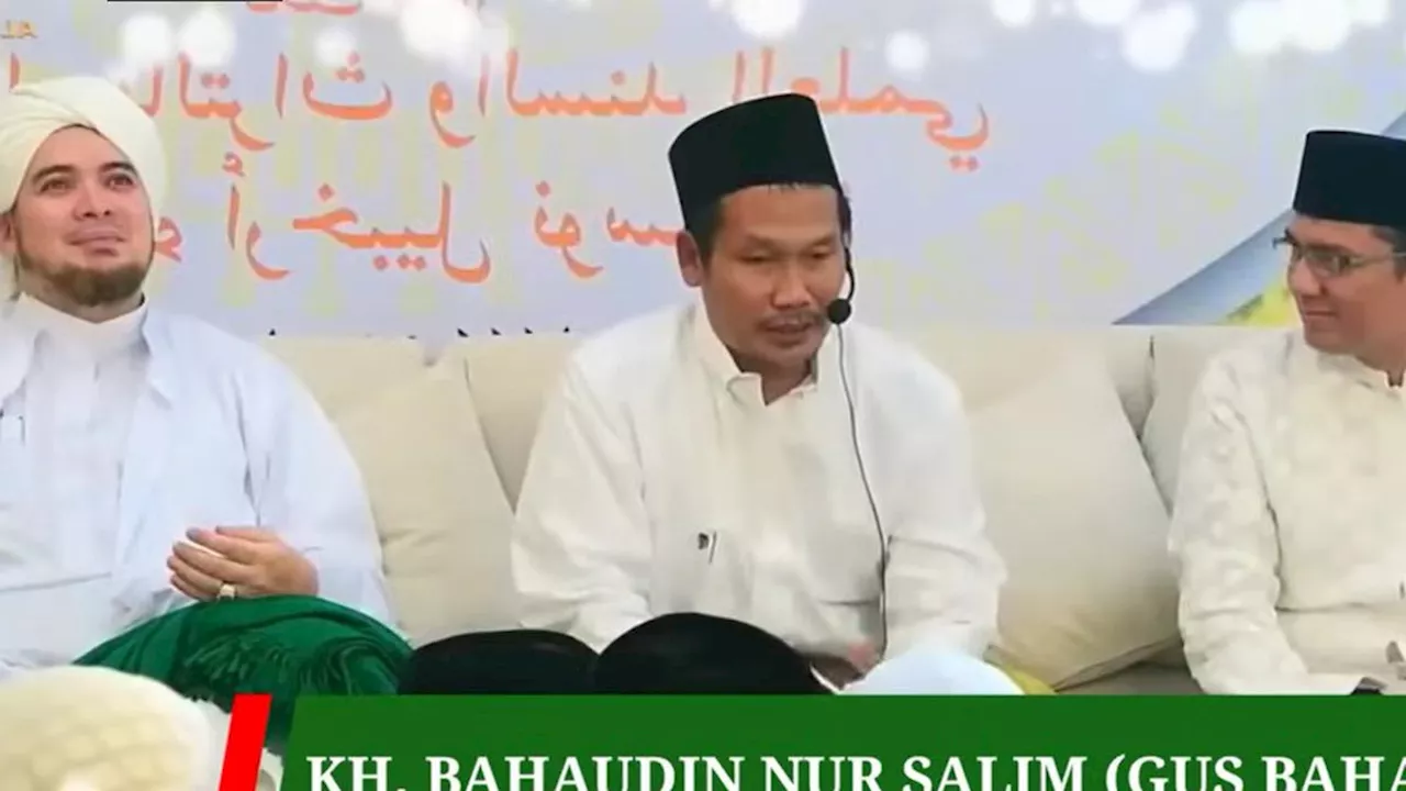 Gus Baha Kisahkan Dahsyat Turunnya Surah Al-Fatihah yang Membuat Iblis Sakit dan Terkapar