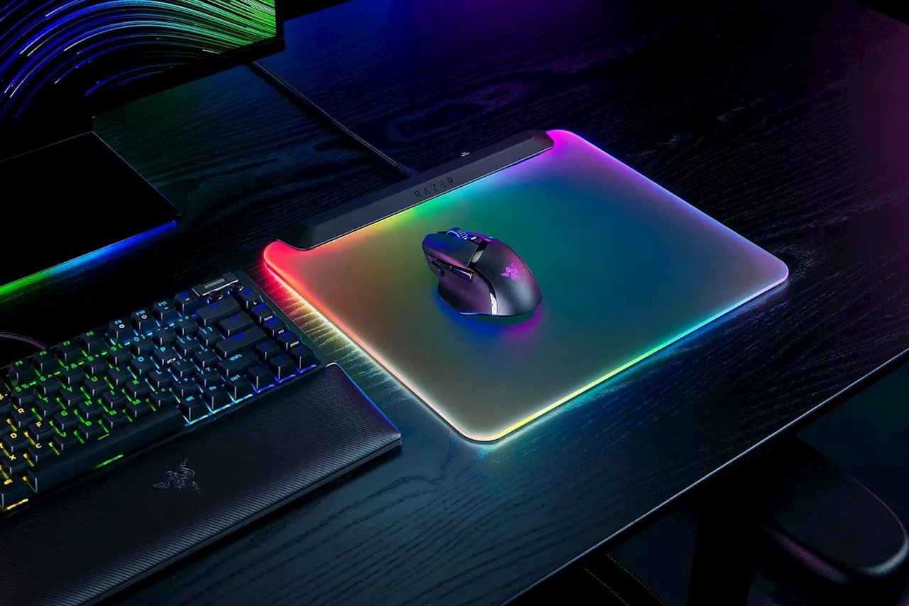 Razer Firefly V2 Pro Gives The Whole Mousepad RGB Backlighting