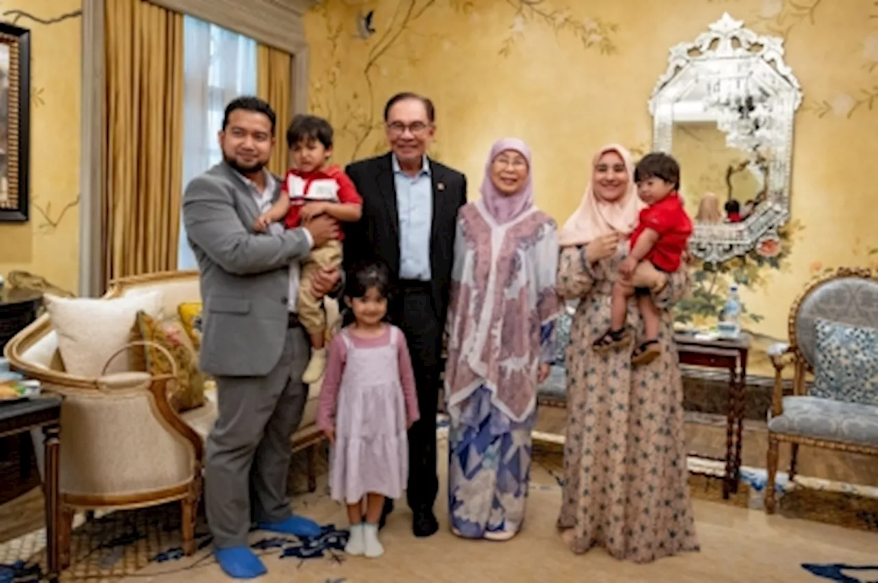 PM Anwar, Dr Wan Azizah meet human rights activist Muhammad Nadir Al-Nuri and family