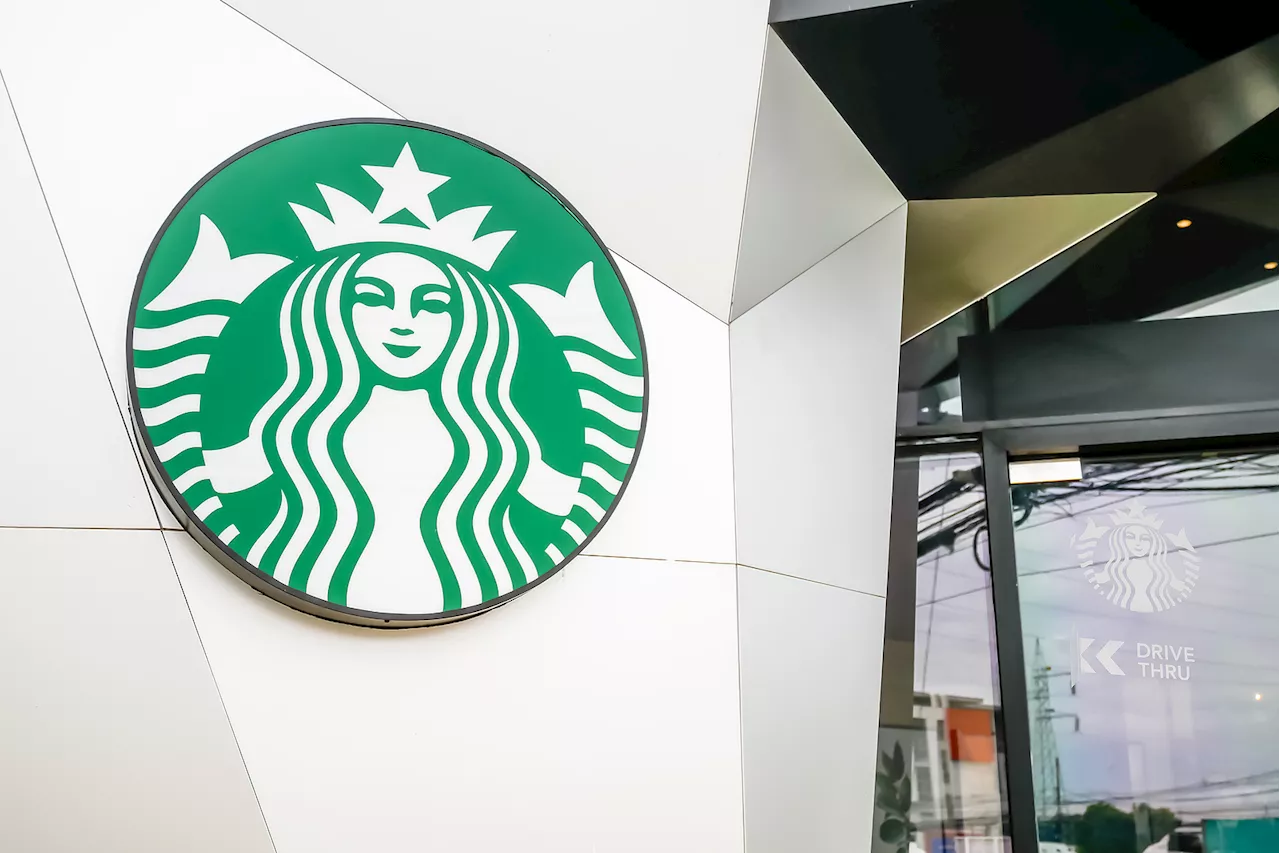 Apertura de Starbucks sorprende con obra de arte