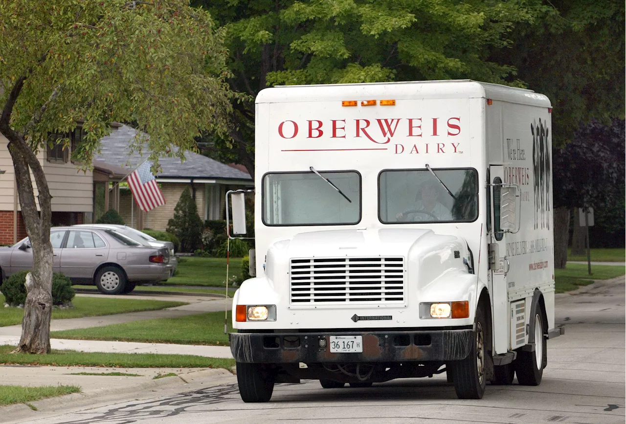 Oberweis Dairy plans to close plant, lay off 127 workers