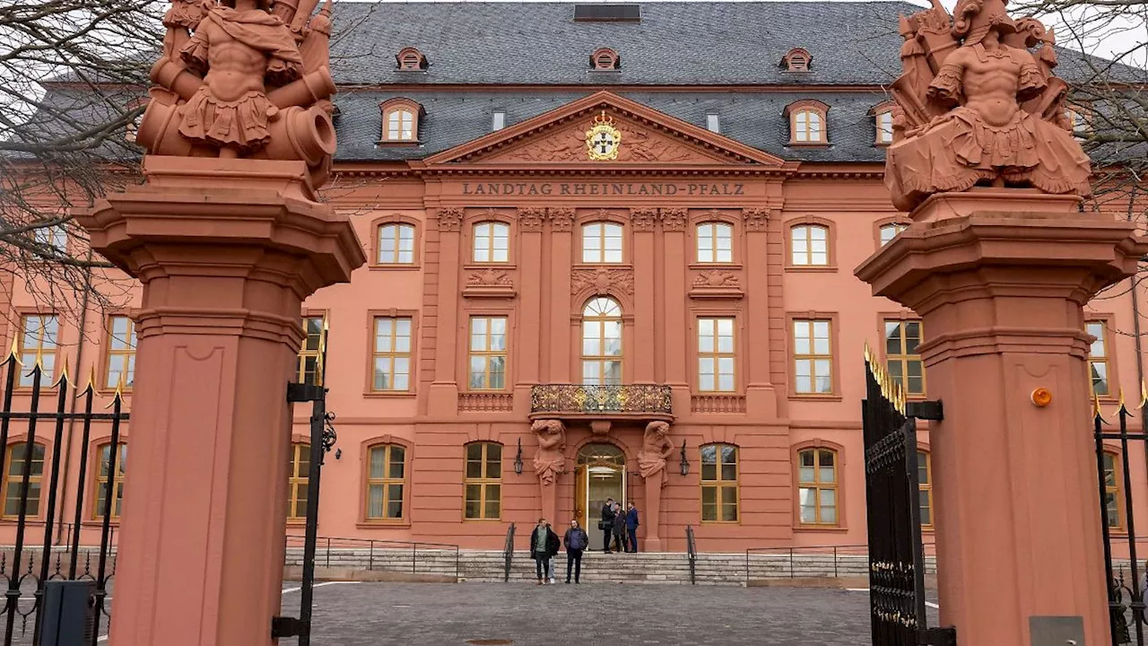 Rheinland-Pfalz & Saarland: Parlament: Einstimmig für höhere Besoldung der Landesbeamten