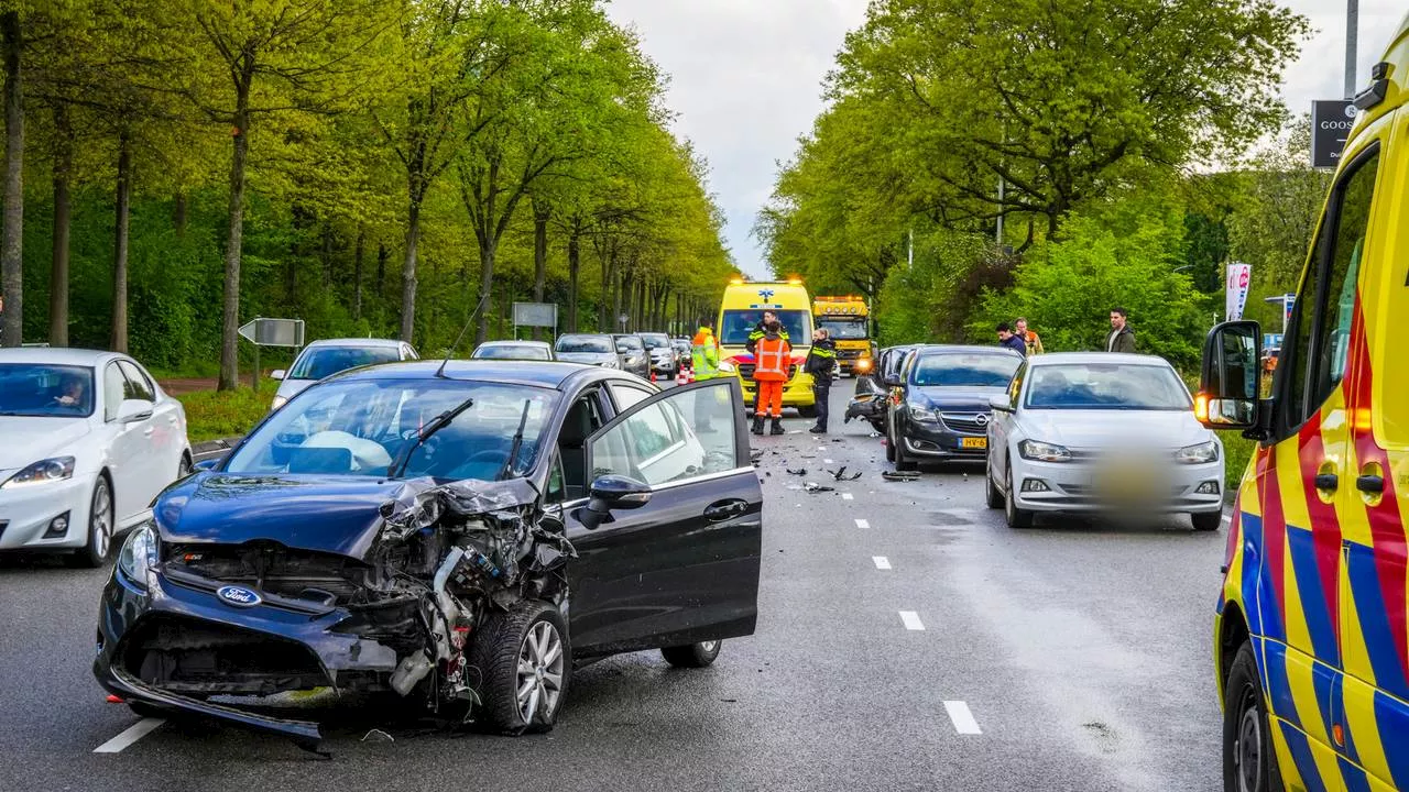 112-nieuws: gewonden na hevige botsing • bruin kraanwater in deel van Chaam