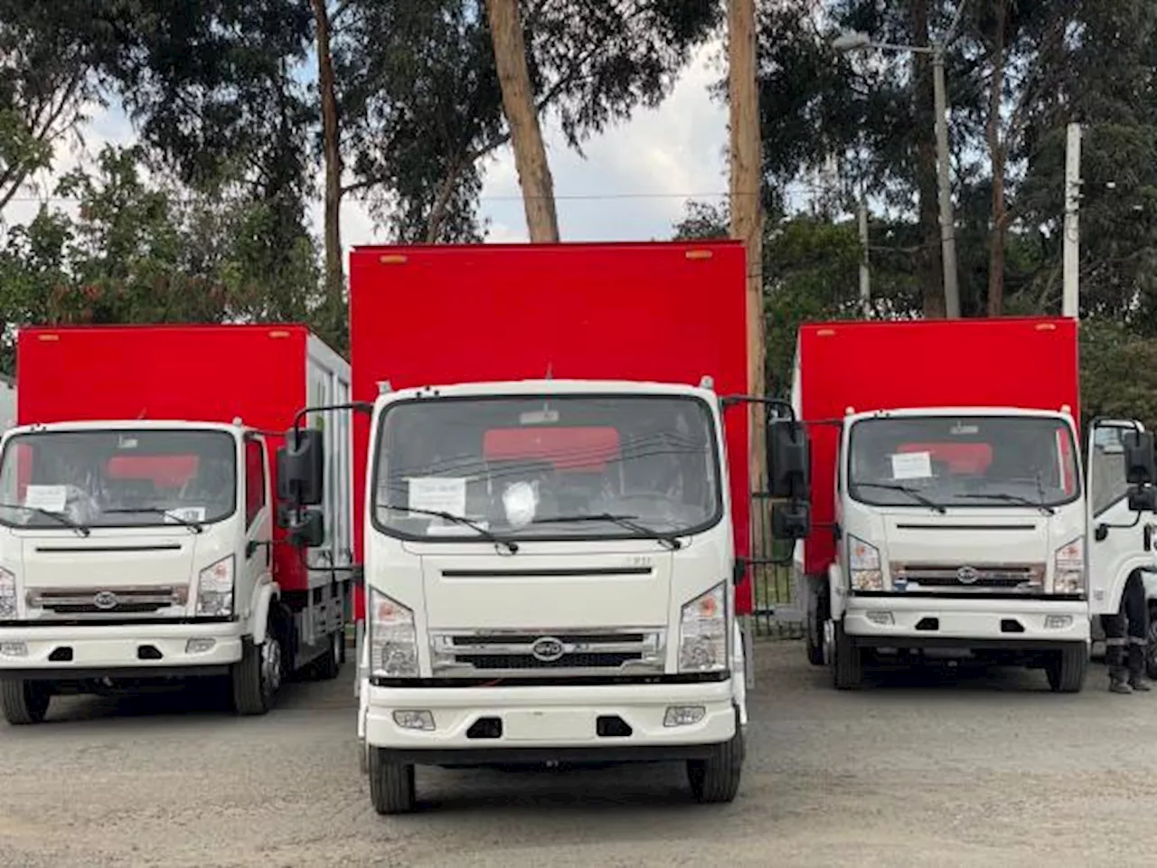 BYD entrega flota de camiones botelleros 100% eléctricos a Coca-Cola