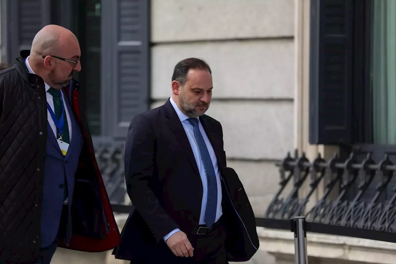 El Senado llama a comparecer a Ábalos el 6 de mayo pero no localiza a Koldo García, citado para el lunes
