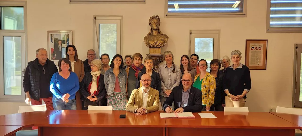 Gironde : le CCAS de Castelnau-de-Médoc a signé la première CTEC du Médoc avec le Département