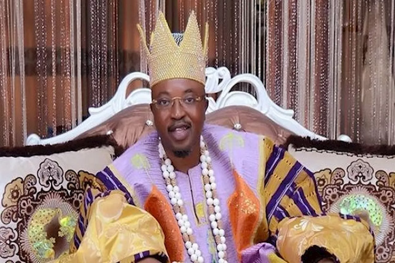 Oluwo berates EFCC over litigations against Naira abusers