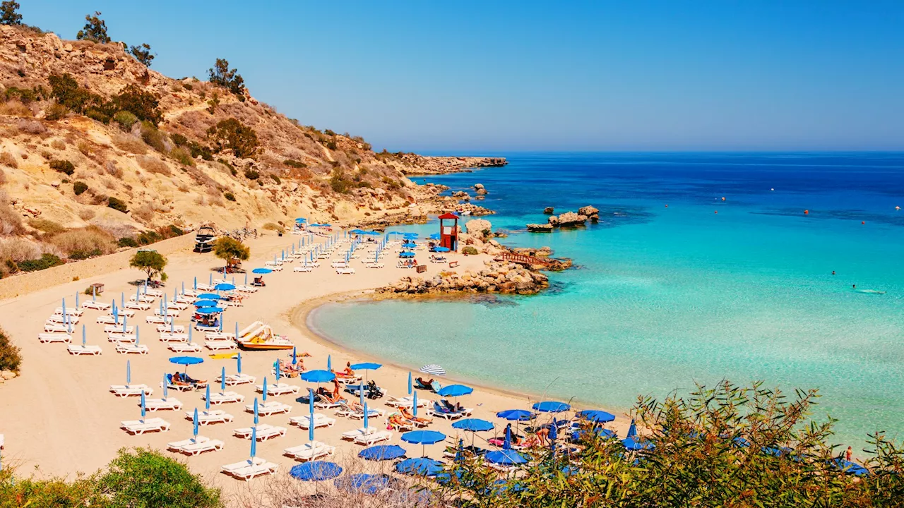 EasyJet’s new sale has thousands of beach holidays for less than £300pp...