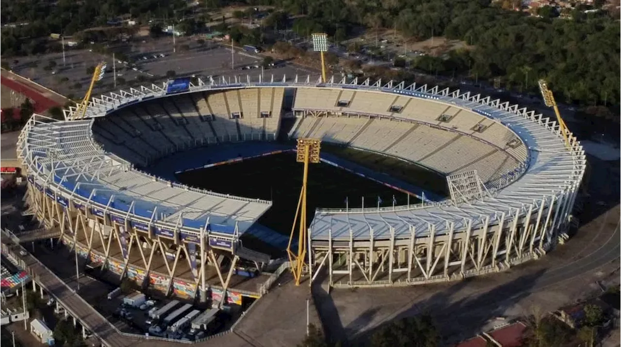 El PREOCUPANTE estado de la cancha donde se jugaría el Superclásico entre River y Boca