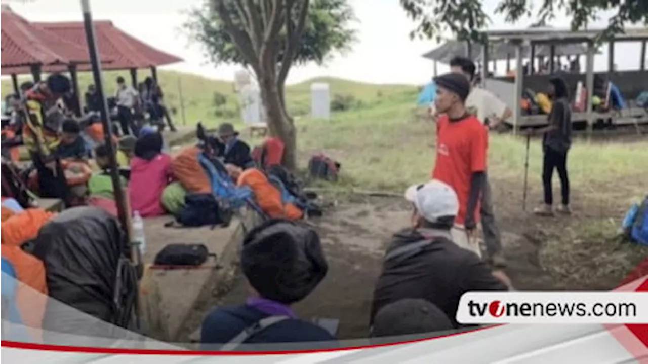 Tidak Punya Tiket, Ratusan Pendaki Gunung Rinjani Diminta Turun