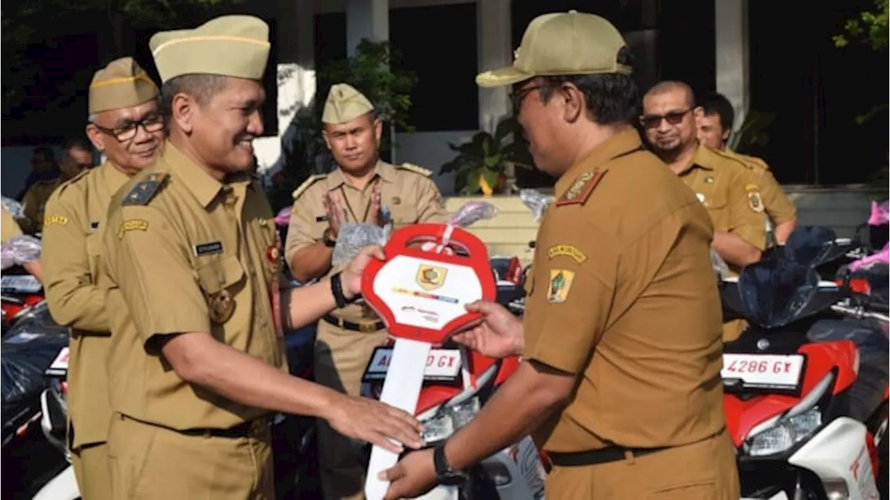 Enaknya Jadi PNS, Baru Masuk Kerja Setelah Lebaran Dikasih Motor Baru