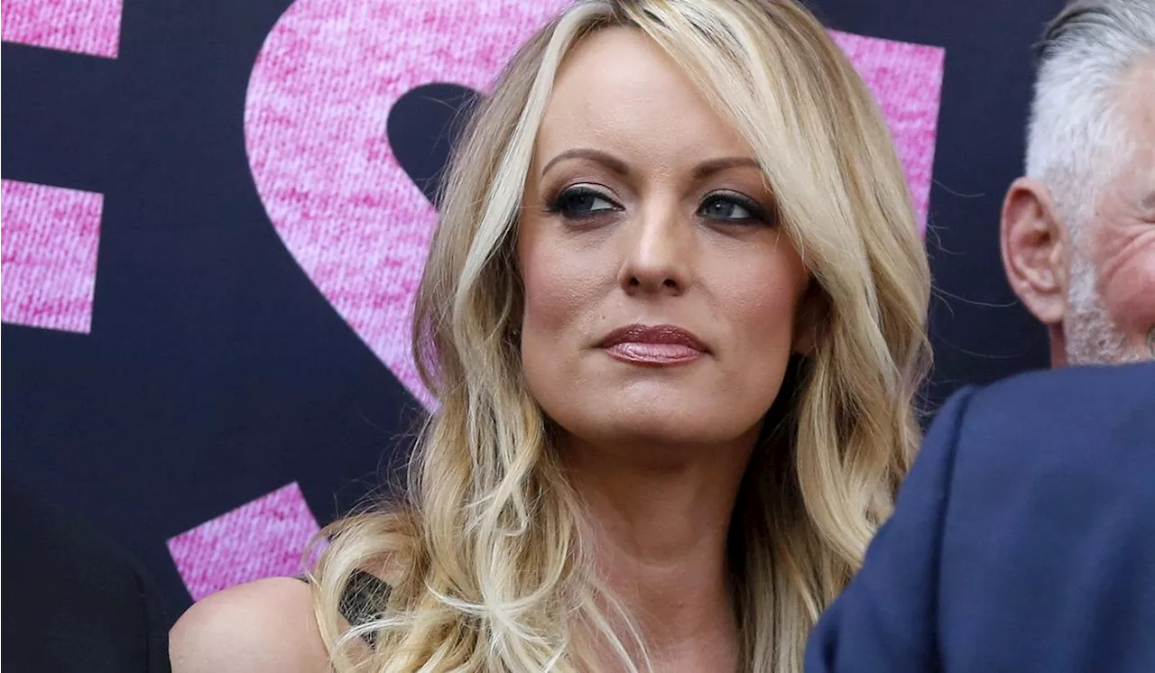 Stormy Daniels refused subpoena outside a Brooklyn bar, Donald Trump lawyers say