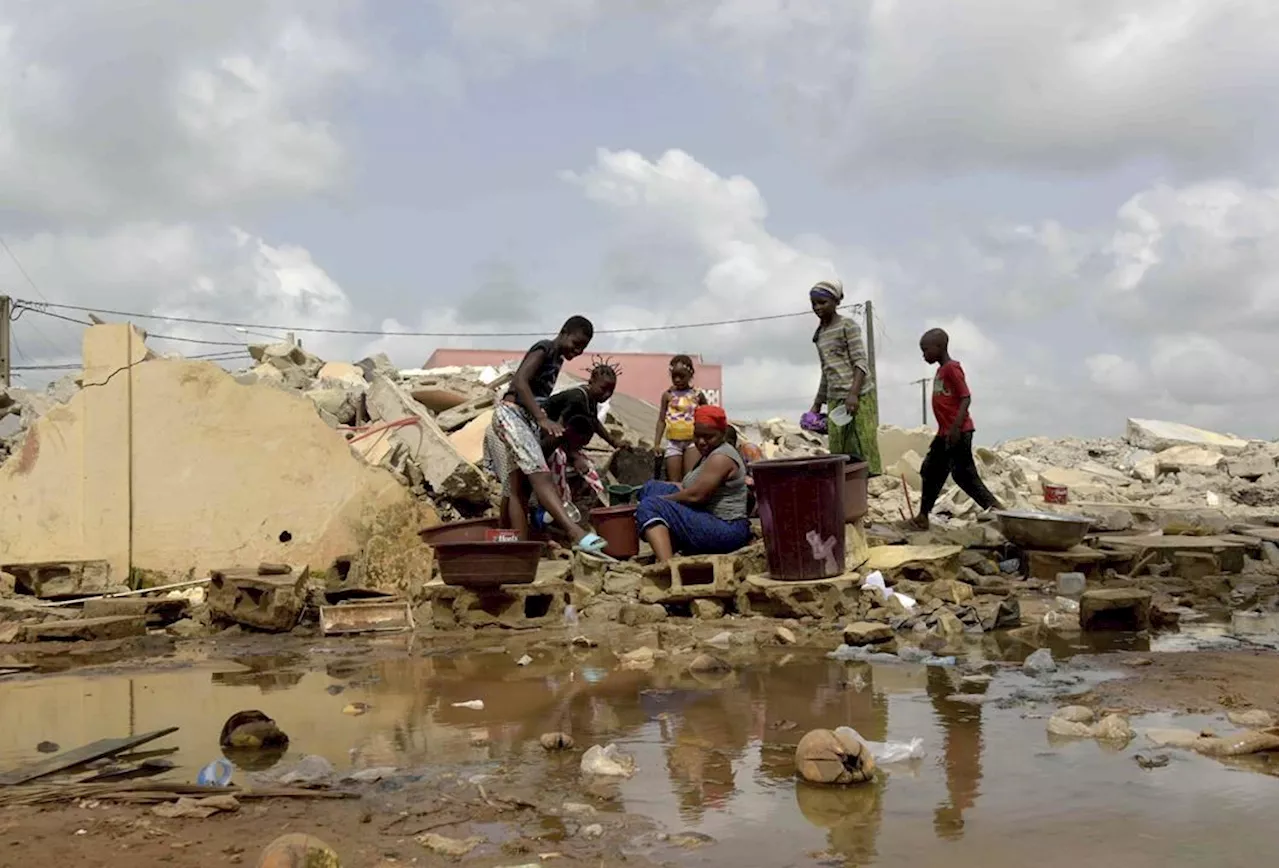 Homes are demolished in Ivory Coast's main city over alleged health concerns. Thousands are homeless