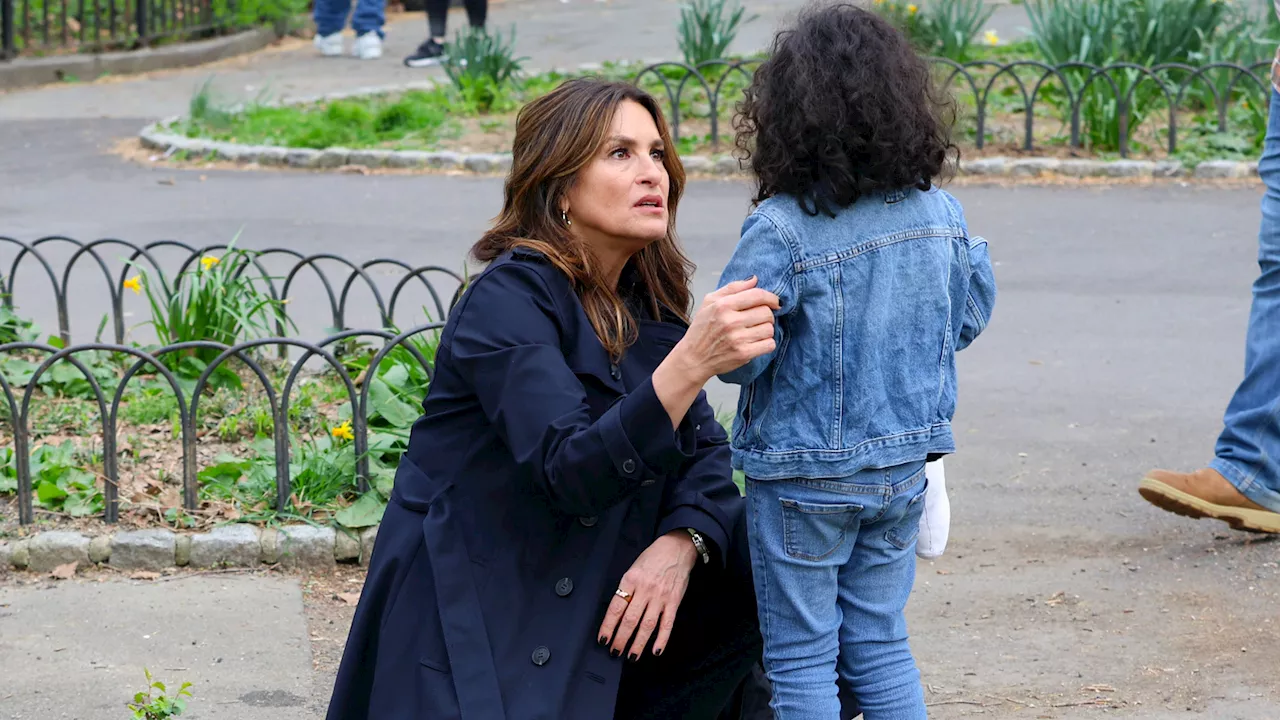 Mariska Hargitay halts 'SVU' filming to help lost child who confused her for police officer