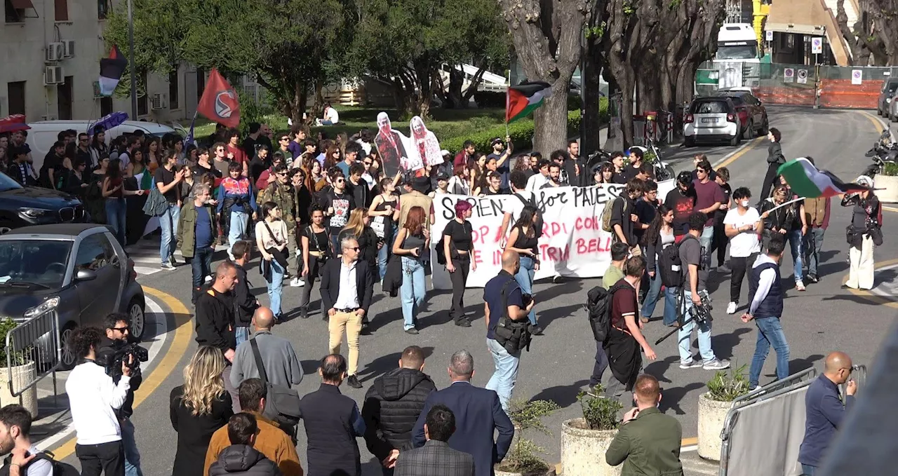 Scontri Sapienza, Conferenza dei rettori: 'In grado di gestire situazione, non alziamo i toni'