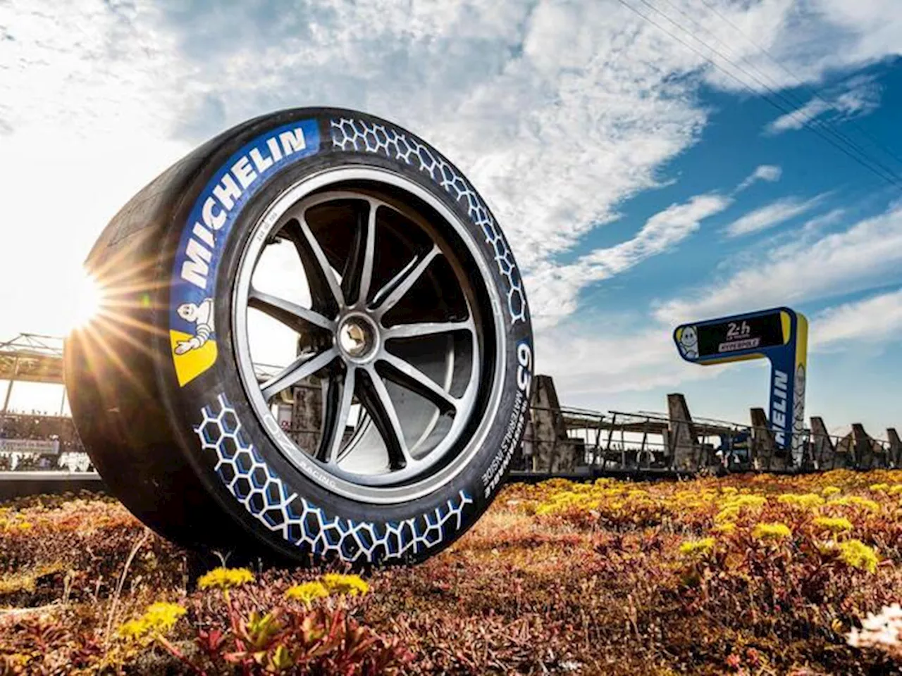 Michelin introduce 'salario decente' per tutti i dipendenti