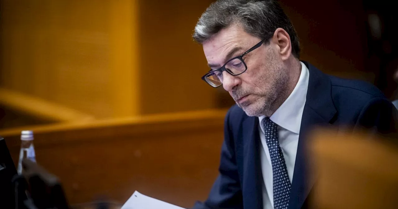 Giorgetti replica al Fmi: al lavoro per la stabilità del debito